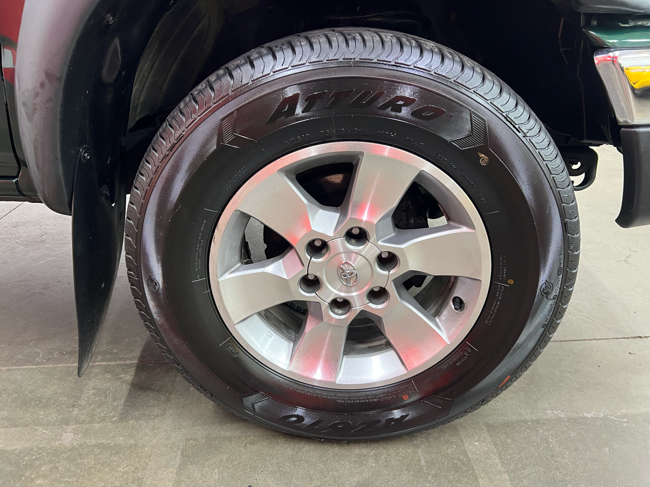 Toyota Tacoma Xtracab 2.7L I4 Manual 4WD 2003