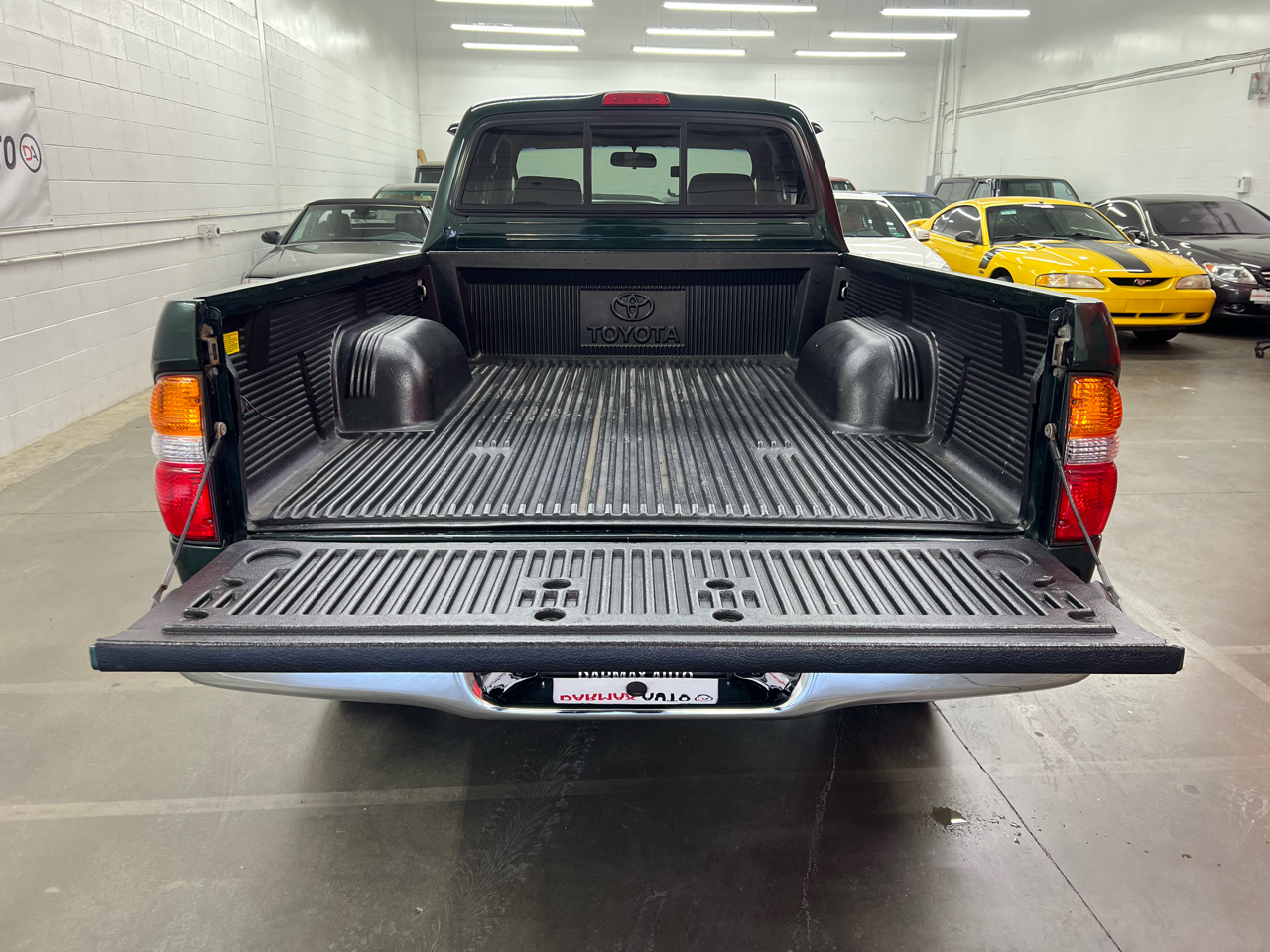 Toyota Tacoma Xtracab 2.7L I4 Manual 4WD 2003