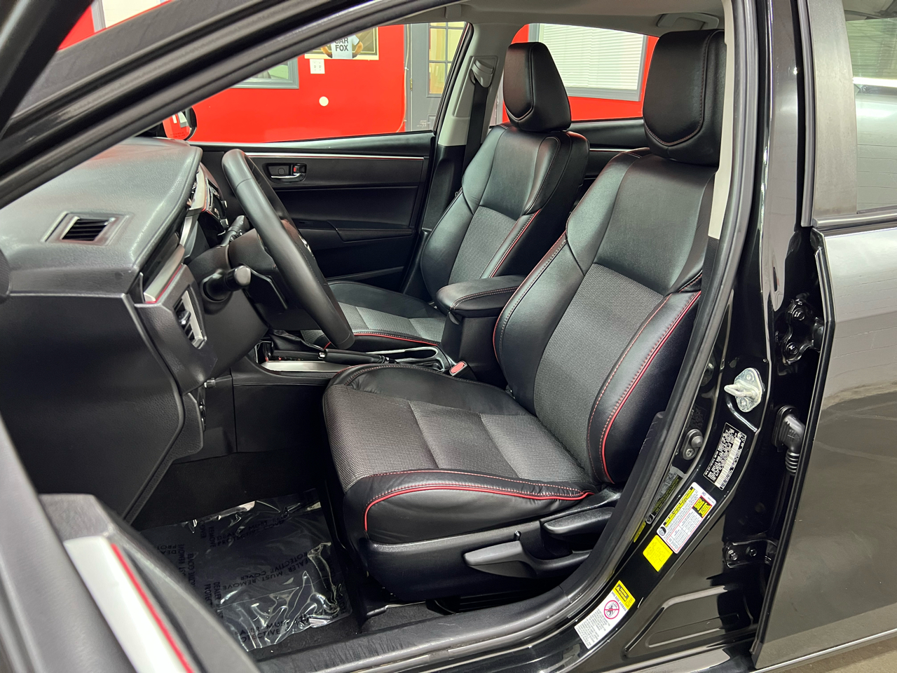 Toyota Corolla 4dr Sdn Auto S Special Edition (Natl) 2016