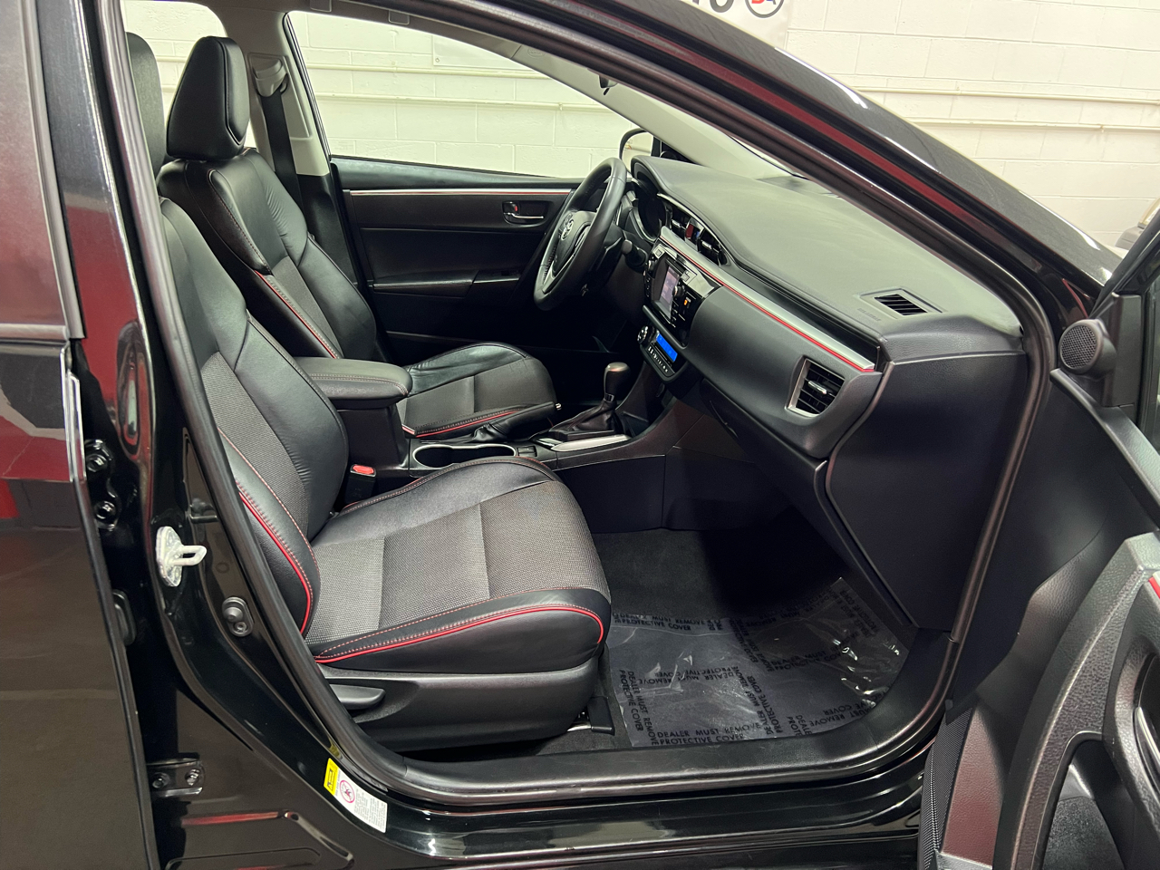 Toyota Corolla 4dr Sdn Auto S Special Edition (Natl) 2016