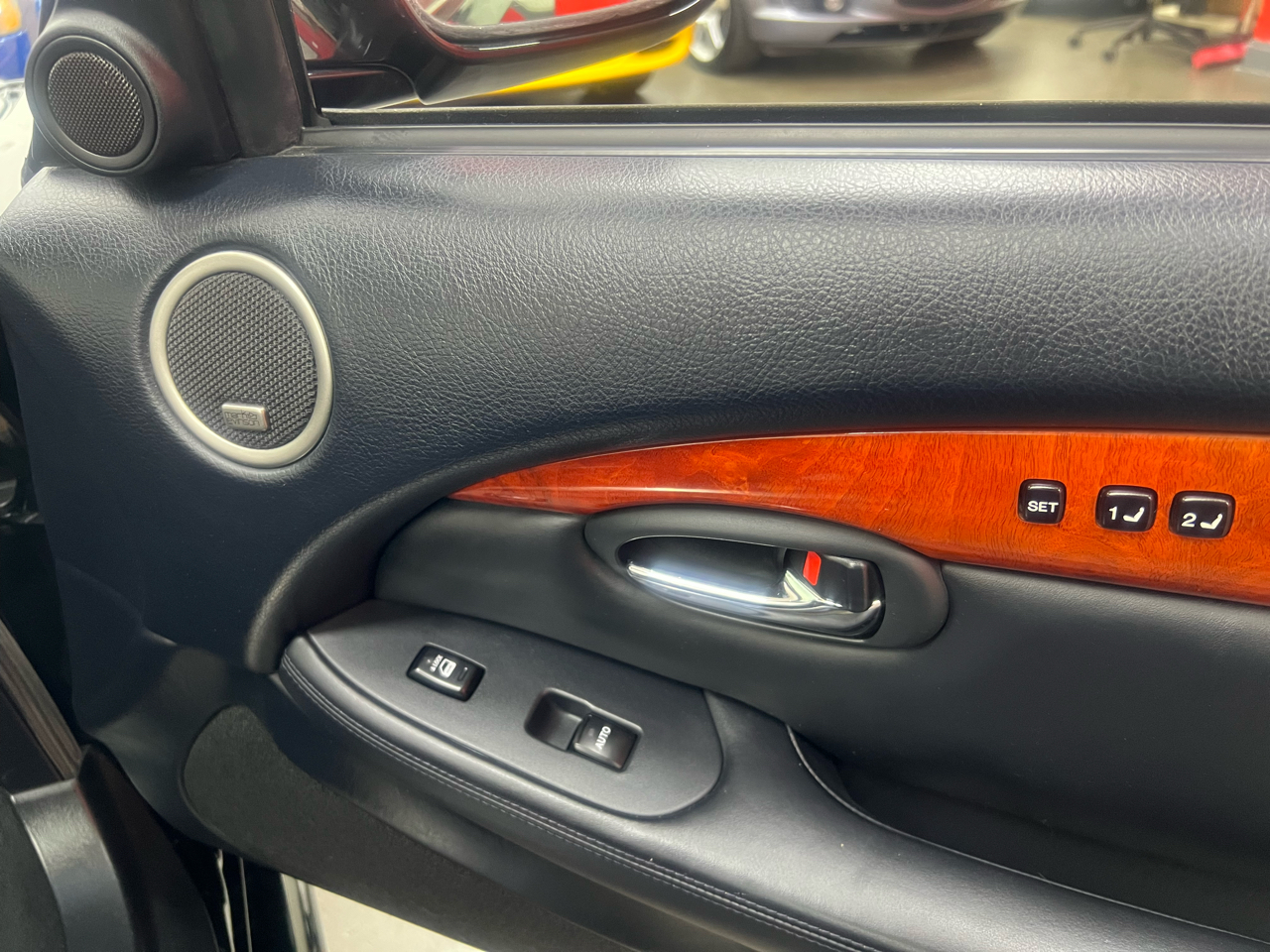 Lexus SC 430 Convertible 2005