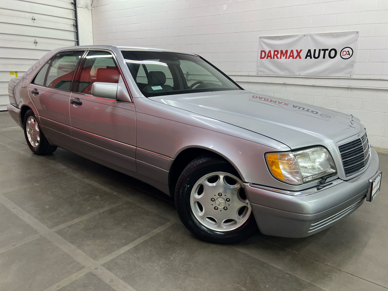 Mercedes-Benz S-Class S500 sedan 1995