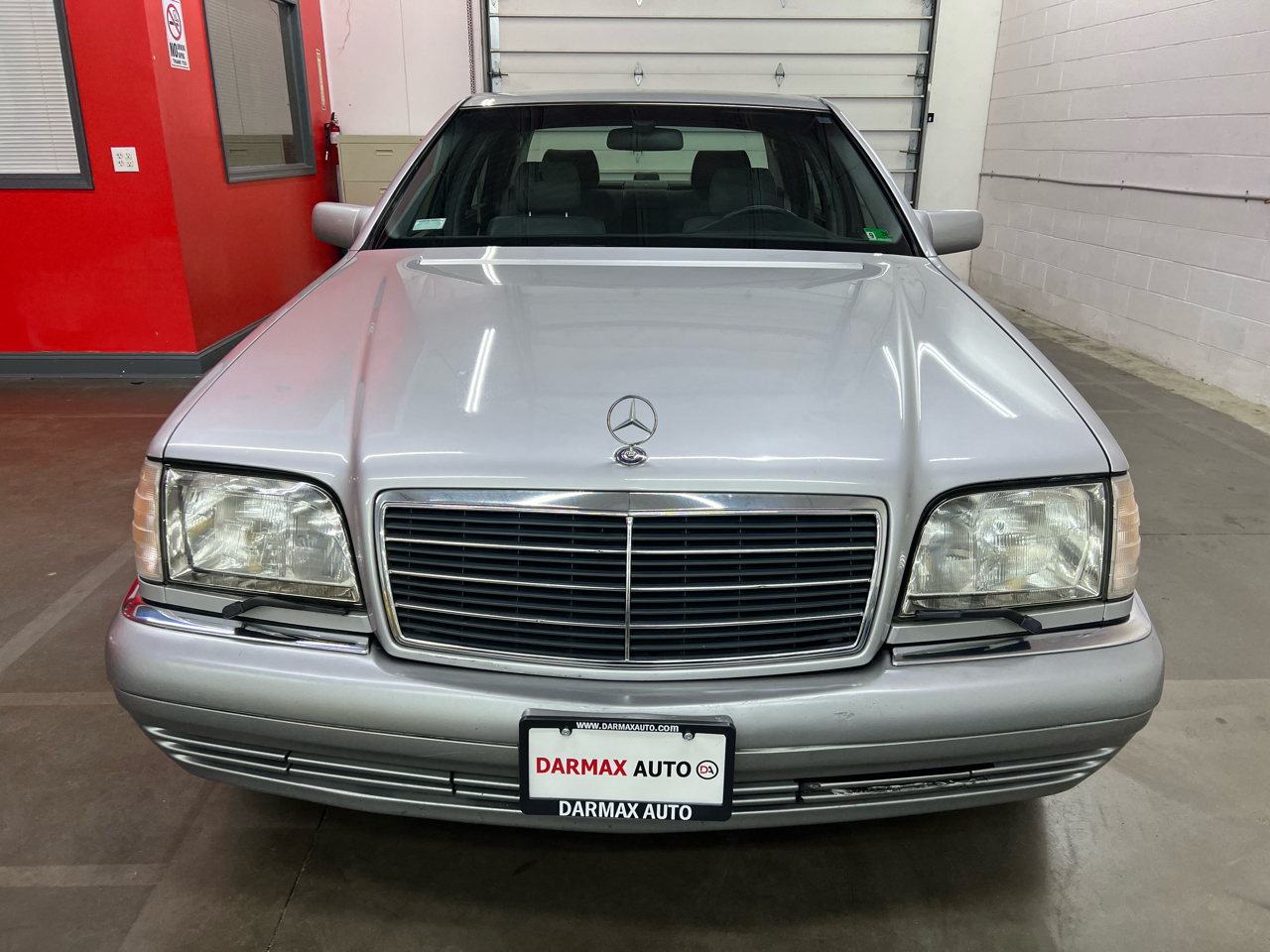 Mercedes-Benz S-Class S500 sedan 1995