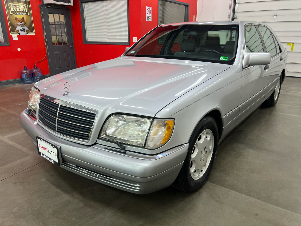 Mercedes-Benz S-Class S500 sedan 1995