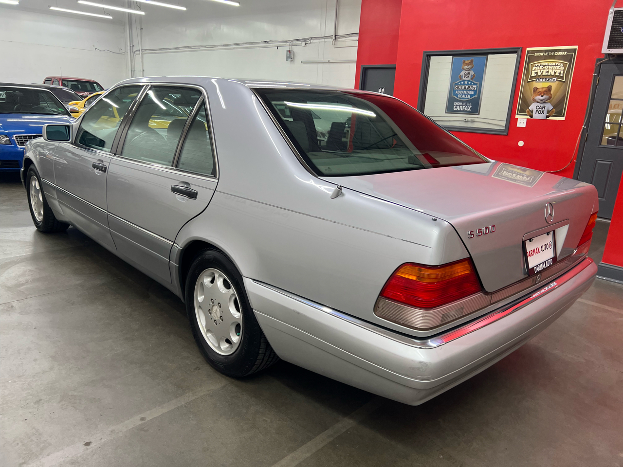 Mercedes-Benz S-Class S500 sedan 1995