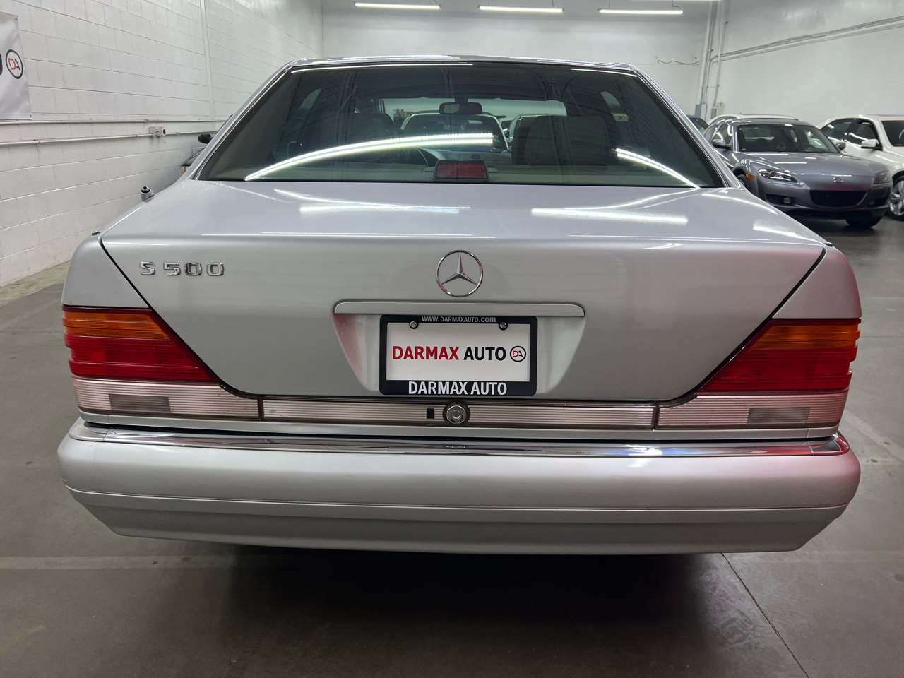 Mercedes-Benz S-Class S500 sedan 1995