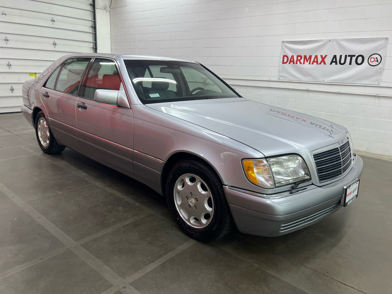 Mercedes-Benz S-Class S500 sedan 1995