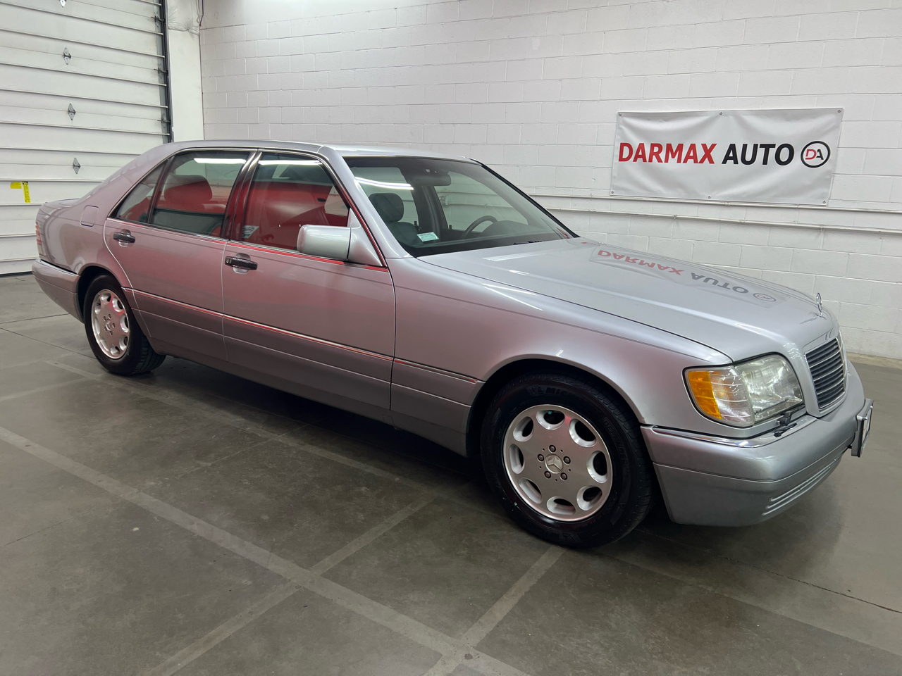 Mercedes-Benz S-Class S500 sedan 1995