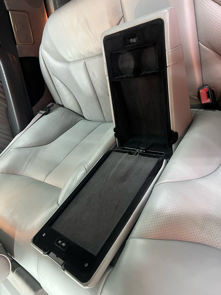 Mercedes-Benz S-Class S500 sedan 1995