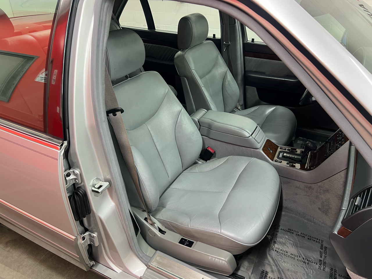 Mercedes-Benz S-Class S500 sedan 1995