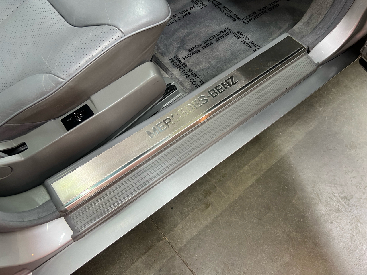 Mercedes-Benz S-Class S500 sedan 1995