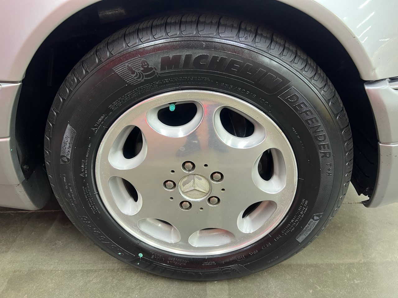 Mercedes-Benz S-Class S500 sedan 1995