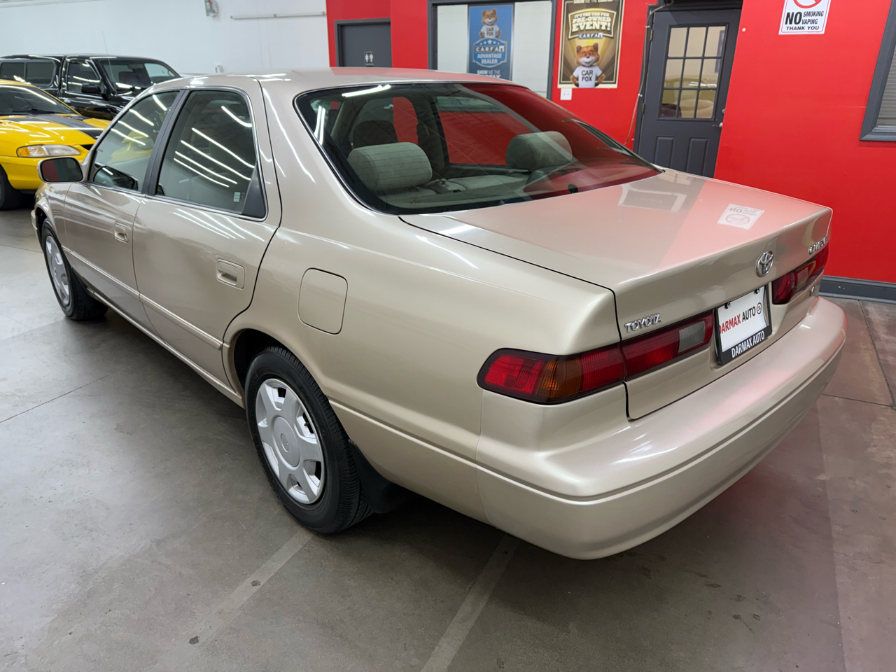 Toyota Camry LE V6 1998