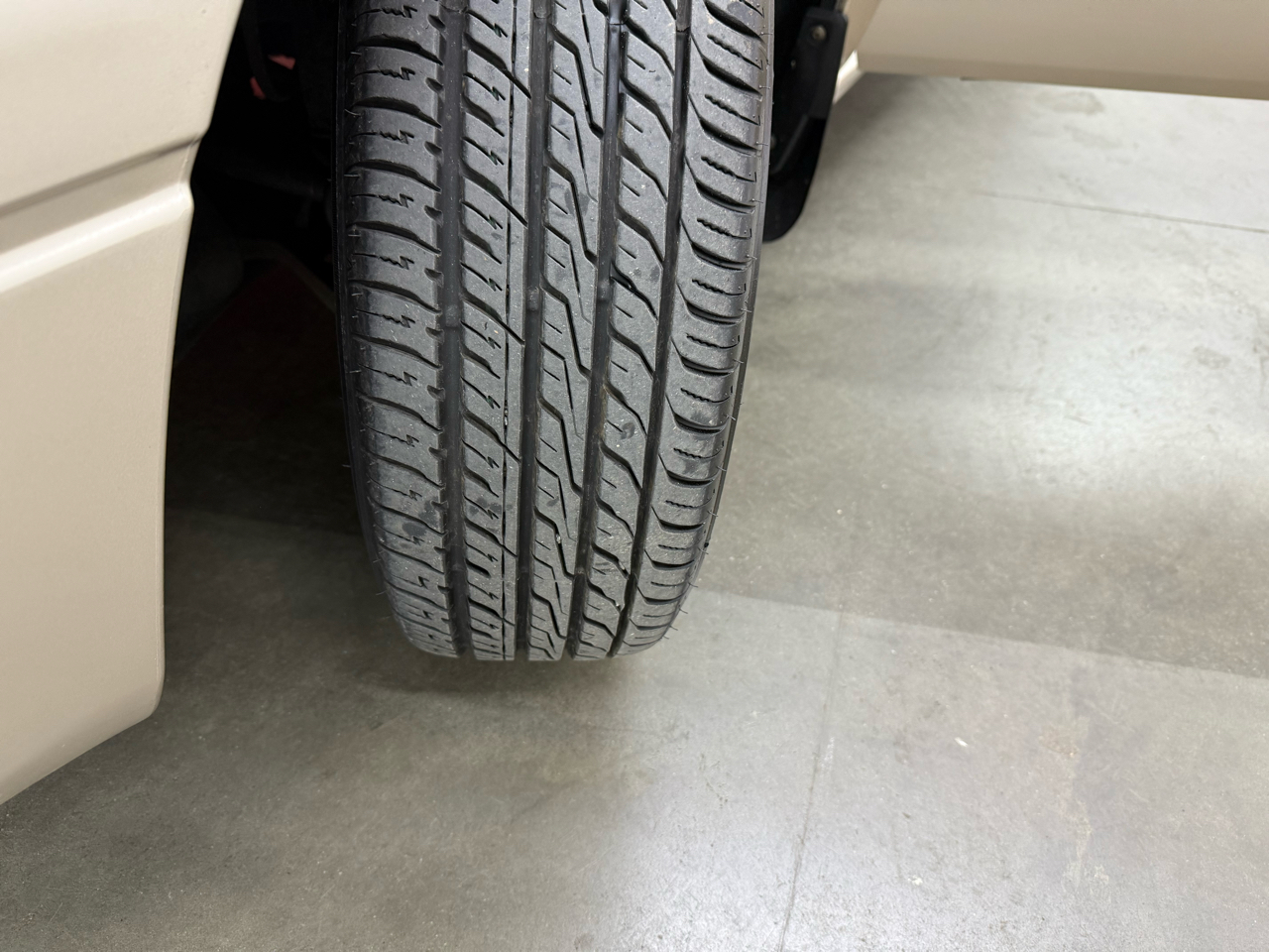 Toyota Camry LE V6 1998