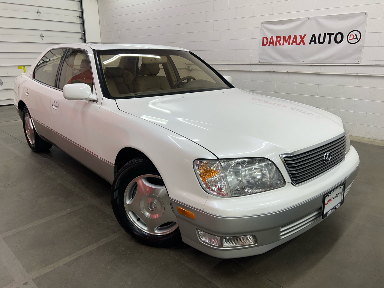 Lexus LS 400 4dr Sdn 2000