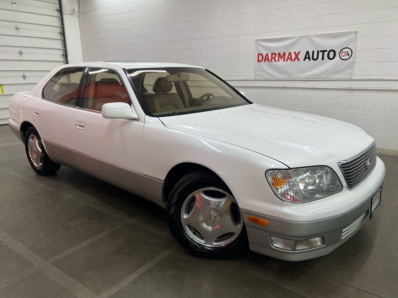 Lexus LS 400 4dr Sdn 2000