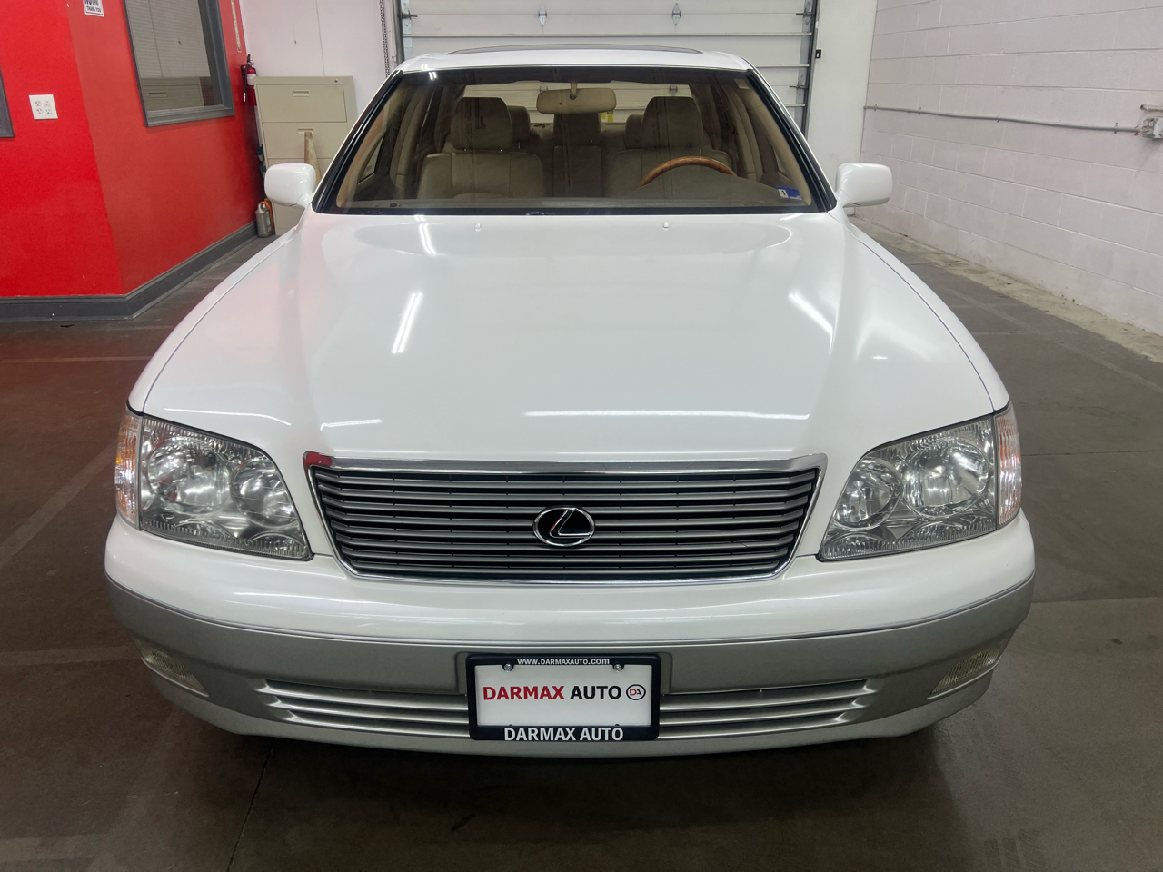 Lexus LS 400 4dr Sdn 2000