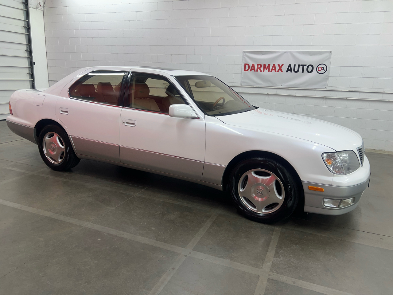 Lexus LS 400 4dr Sdn 2000