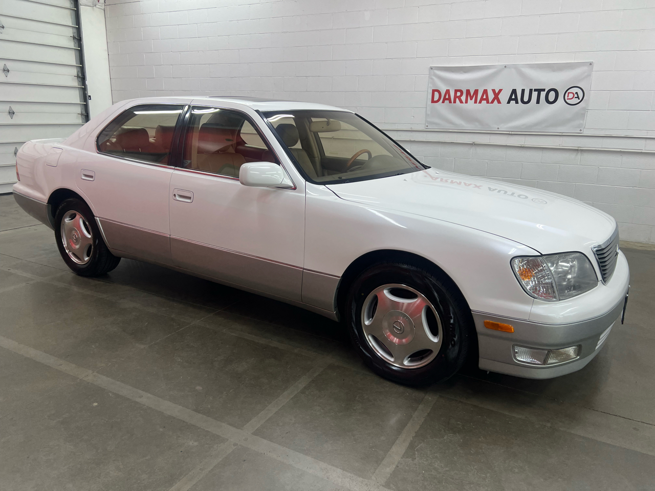 Lexus LS 400 4dr Sdn 2000