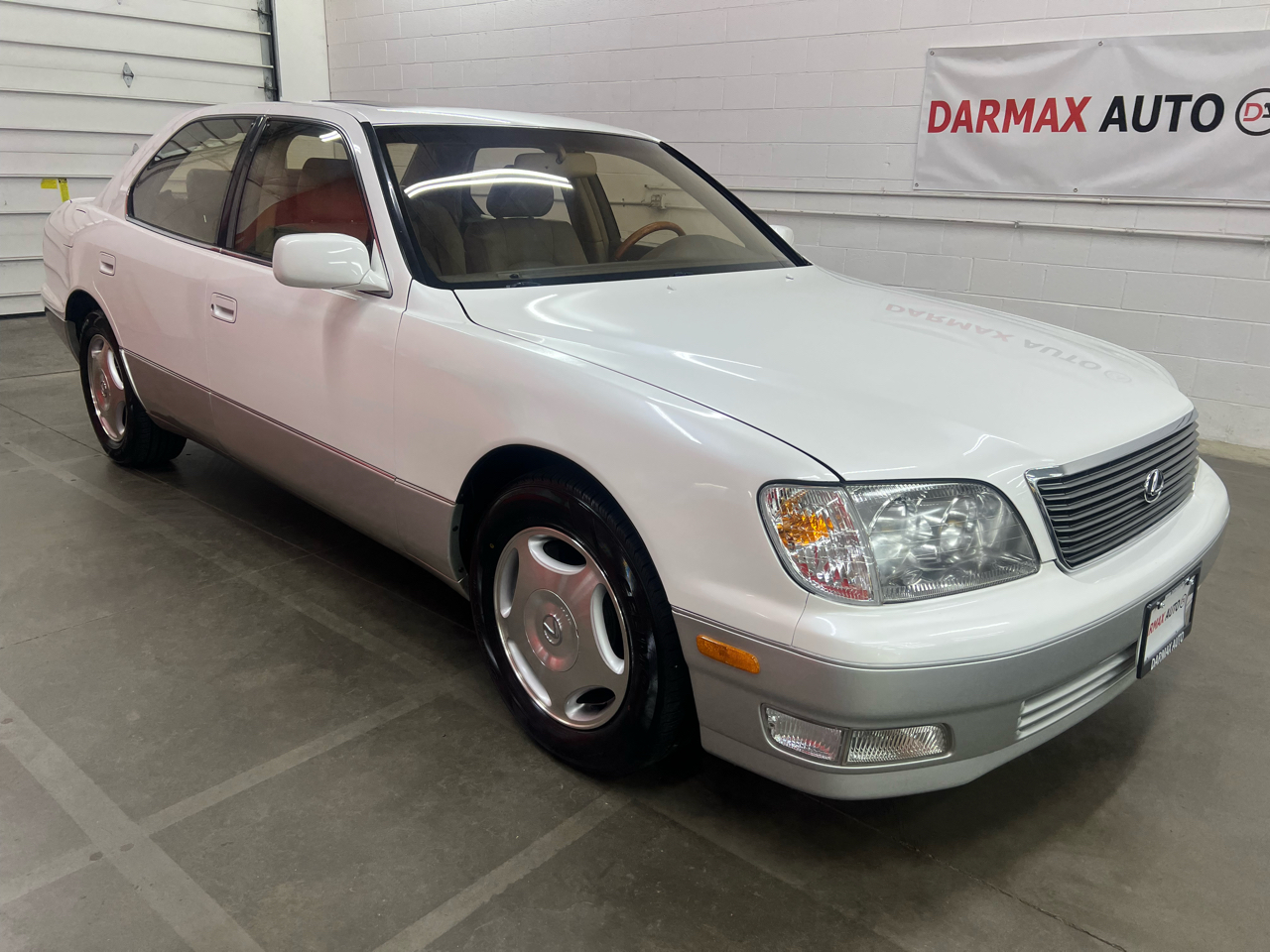 Lexus LS 400 4dr Sdn 2000