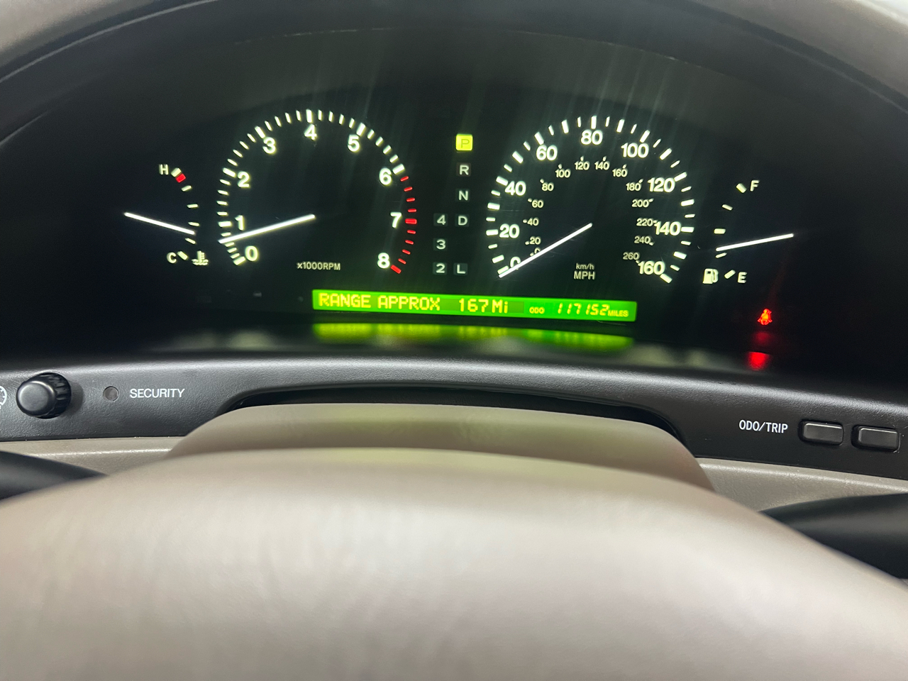 Lexus LS 400 4dr Sdn 2000