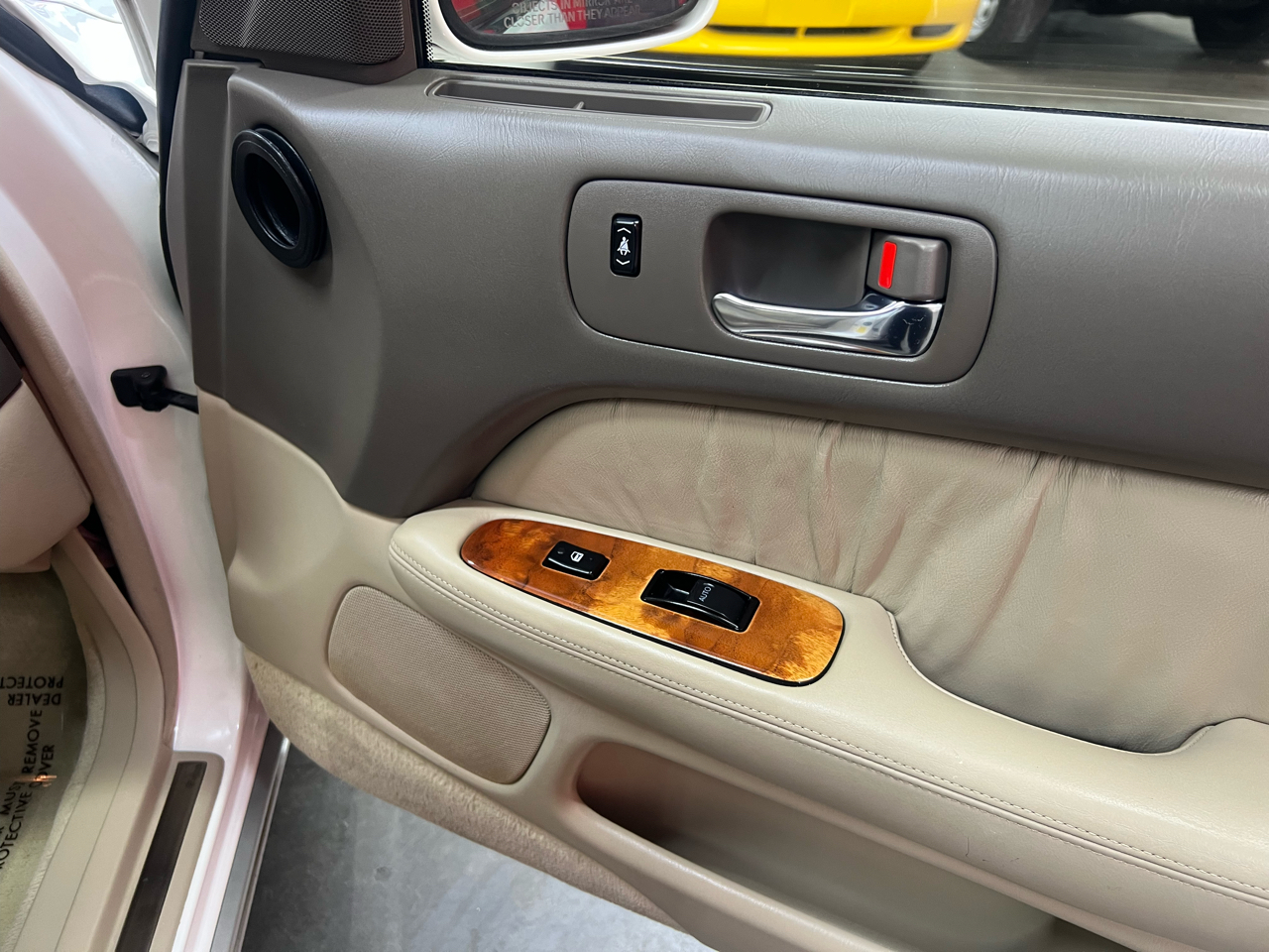 Lexus LS 400 4dr Sdn 2000