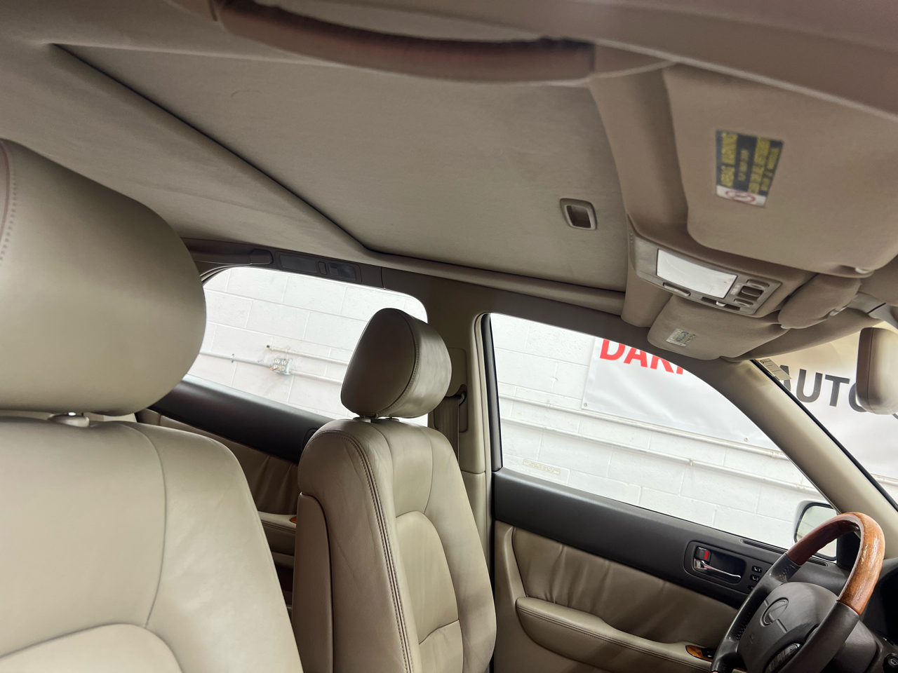 Lexus LS 400 4dr Sdn 2000