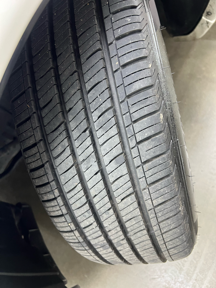 Lexus LS 400 4dr Sdn 2000