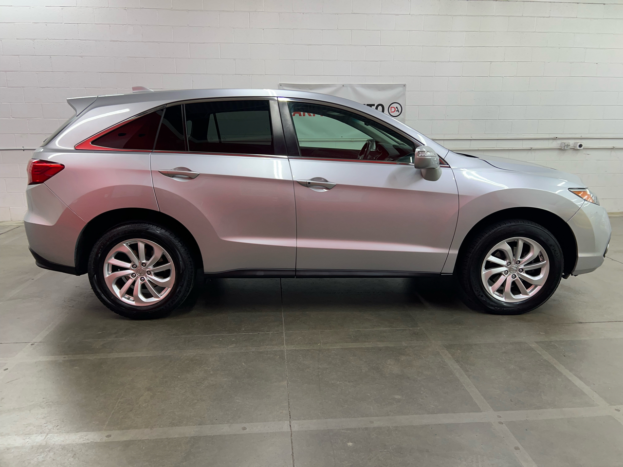 Acura RDX 6-Spd AT AWD w/ Technology Package 2015