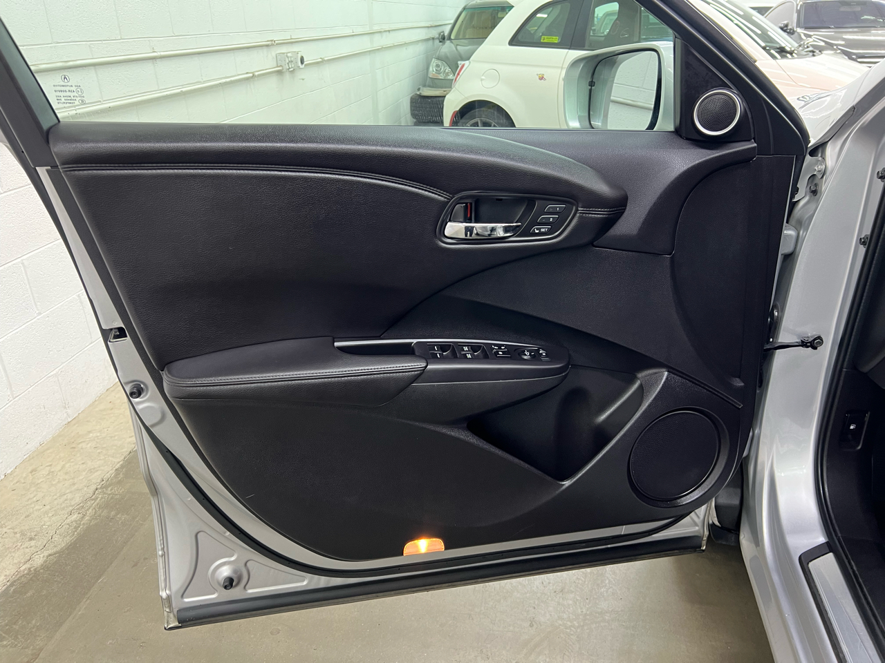 Acura RDX 6-Spd AT AWD w/ Technology Package 2015