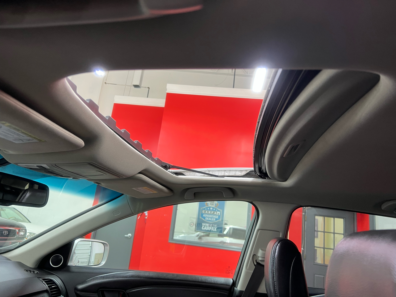 Acura RDX 6-Spd AT AWD w/ Technology Package 2015