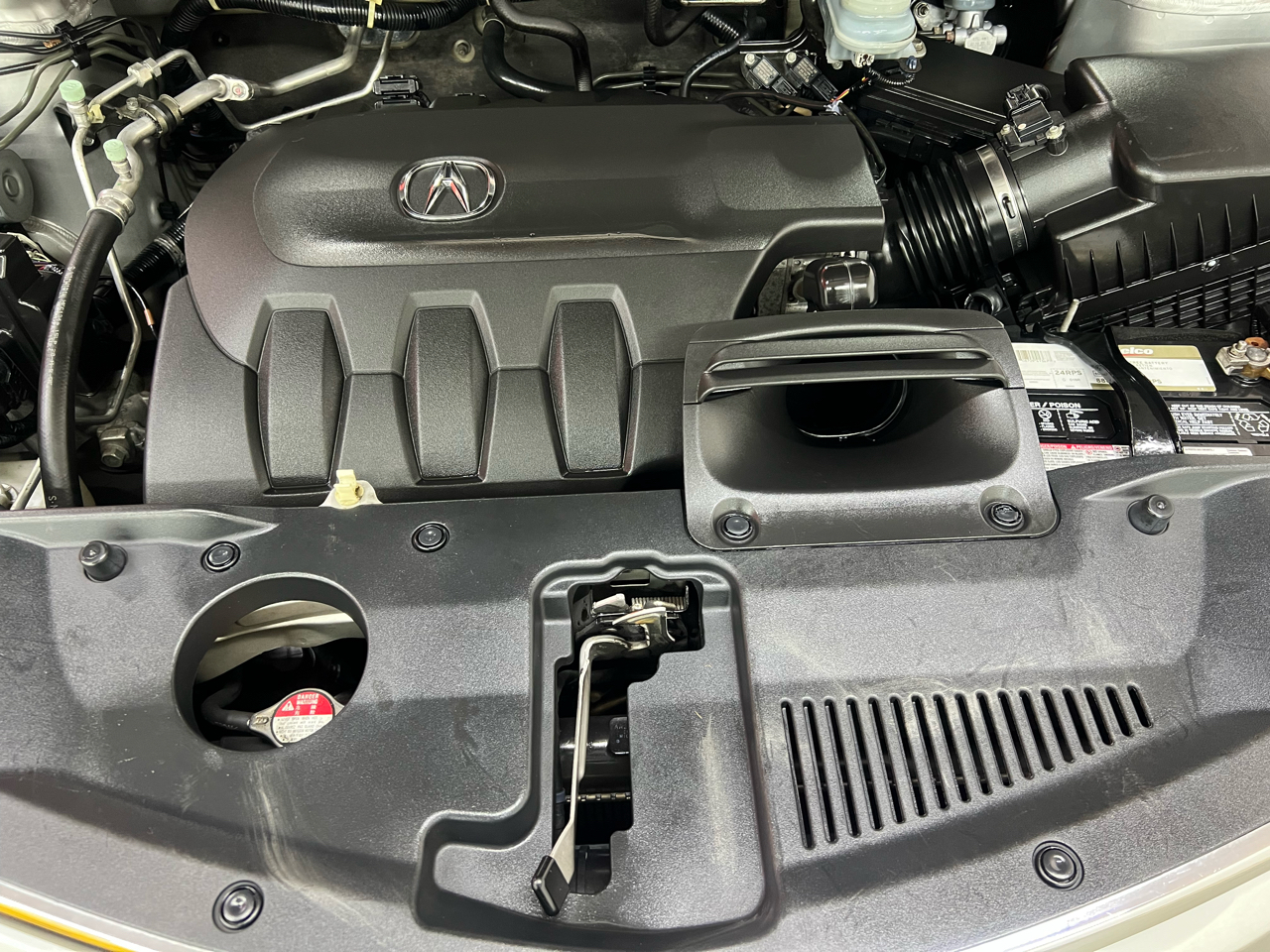 Acura RDX 6-Spd AT AWD w/ Technology Package 2015