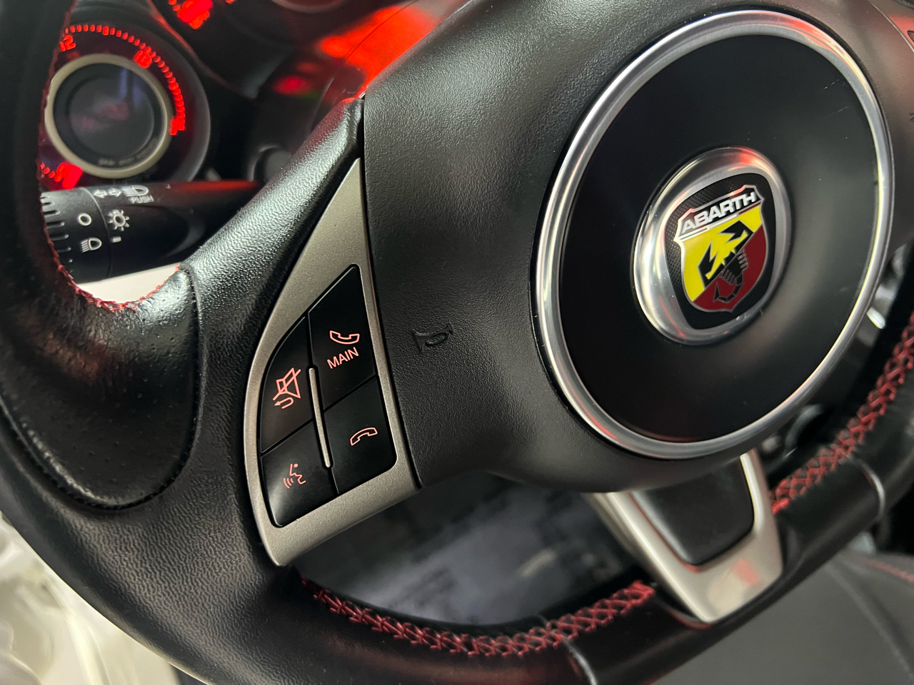 Fiat 500 Abarth Hatchback 2013