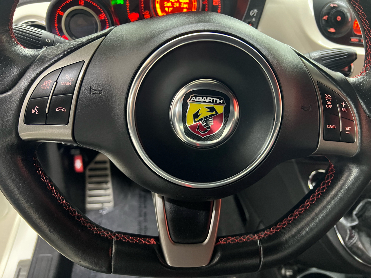 Fiat 500 Abarth Hatchback 2013