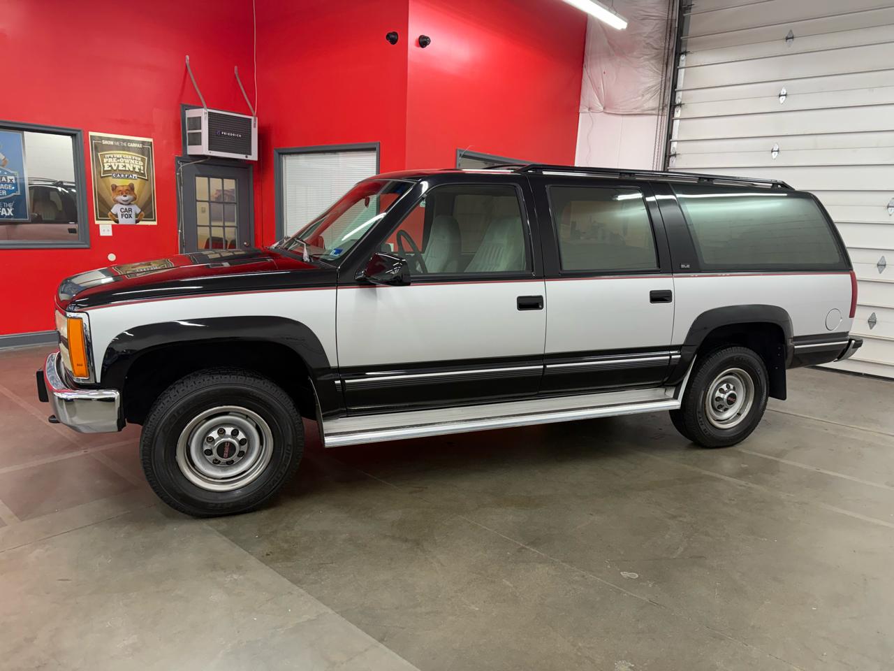 GMC Suburban K2500 SLE 1993