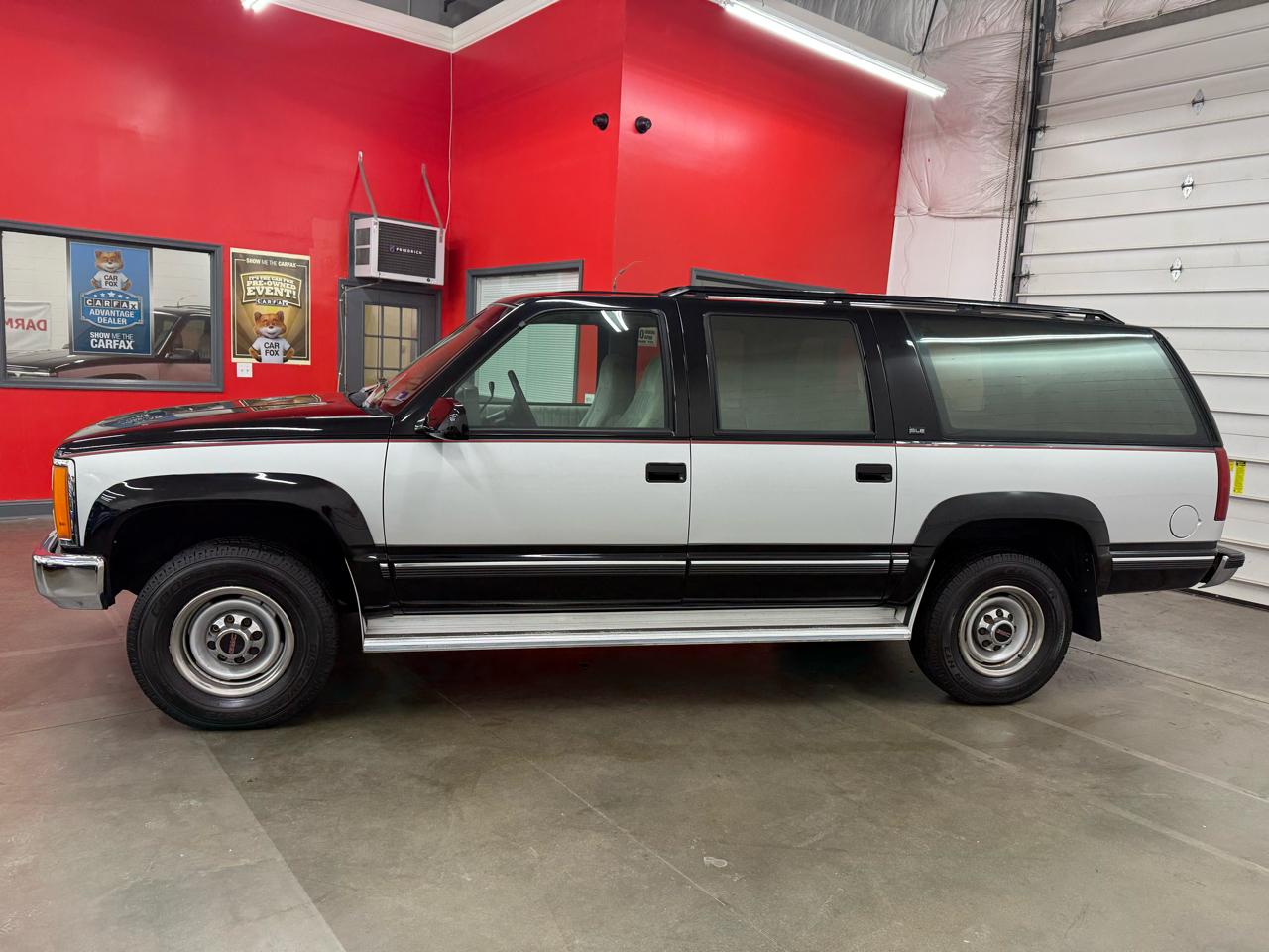 GMC Suburban K2500 SLE 1993