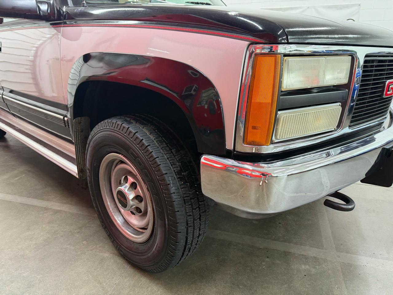 GMC Suburban K2500 SLE 1993