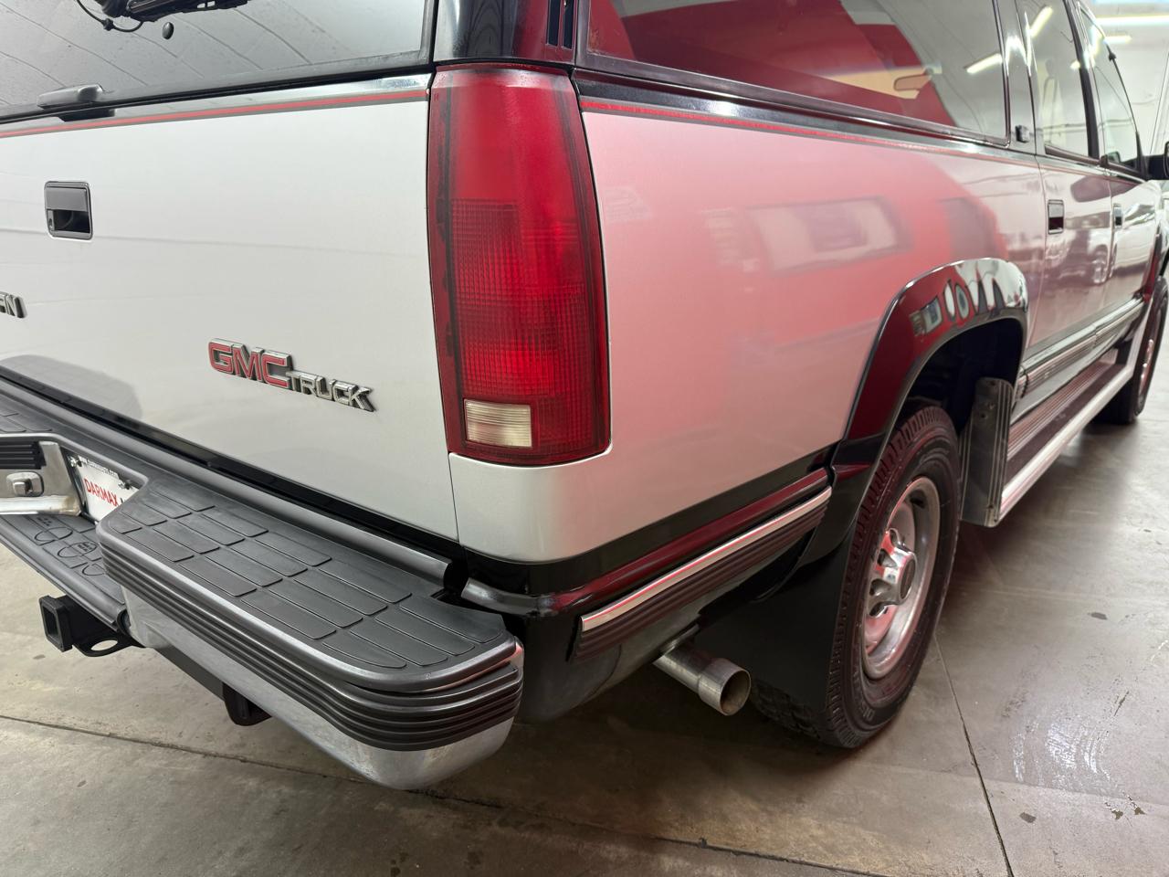 GMC Suburban K2500 SLE 1993