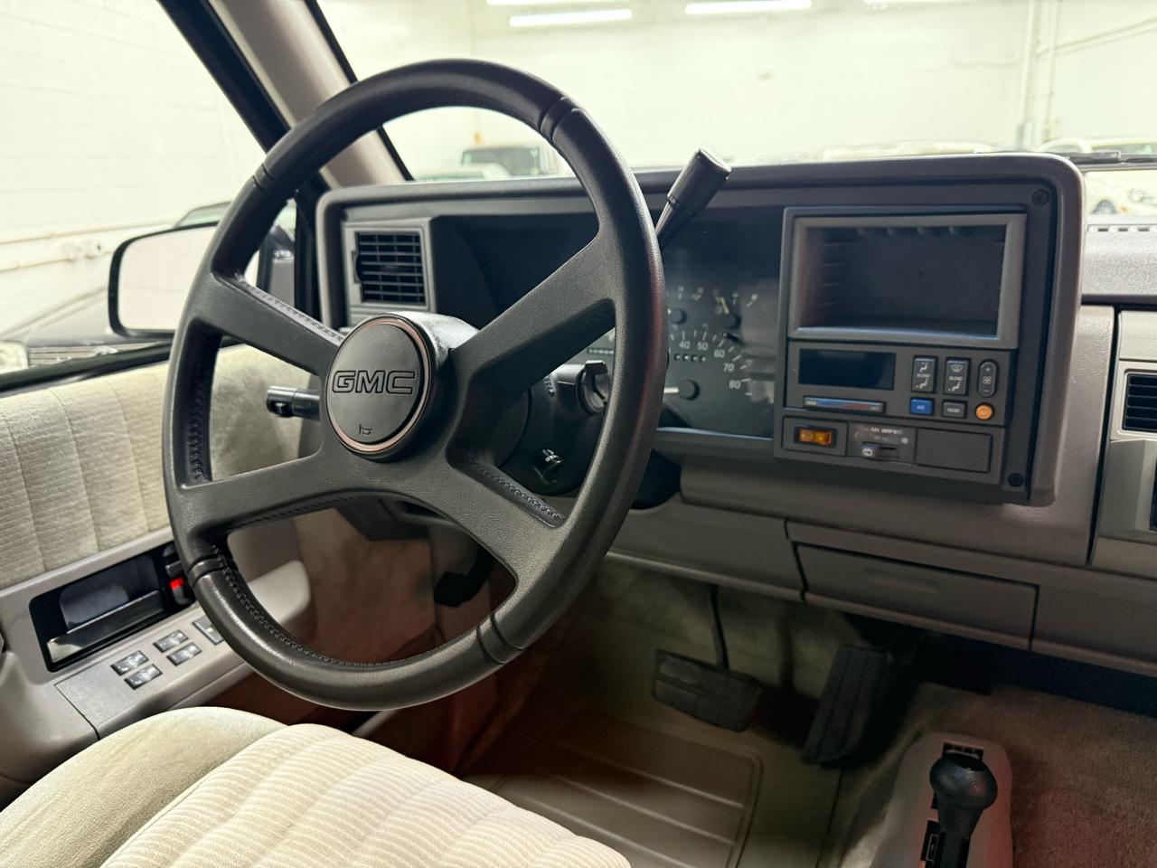 GMC Suburban K2500 SLE 1993