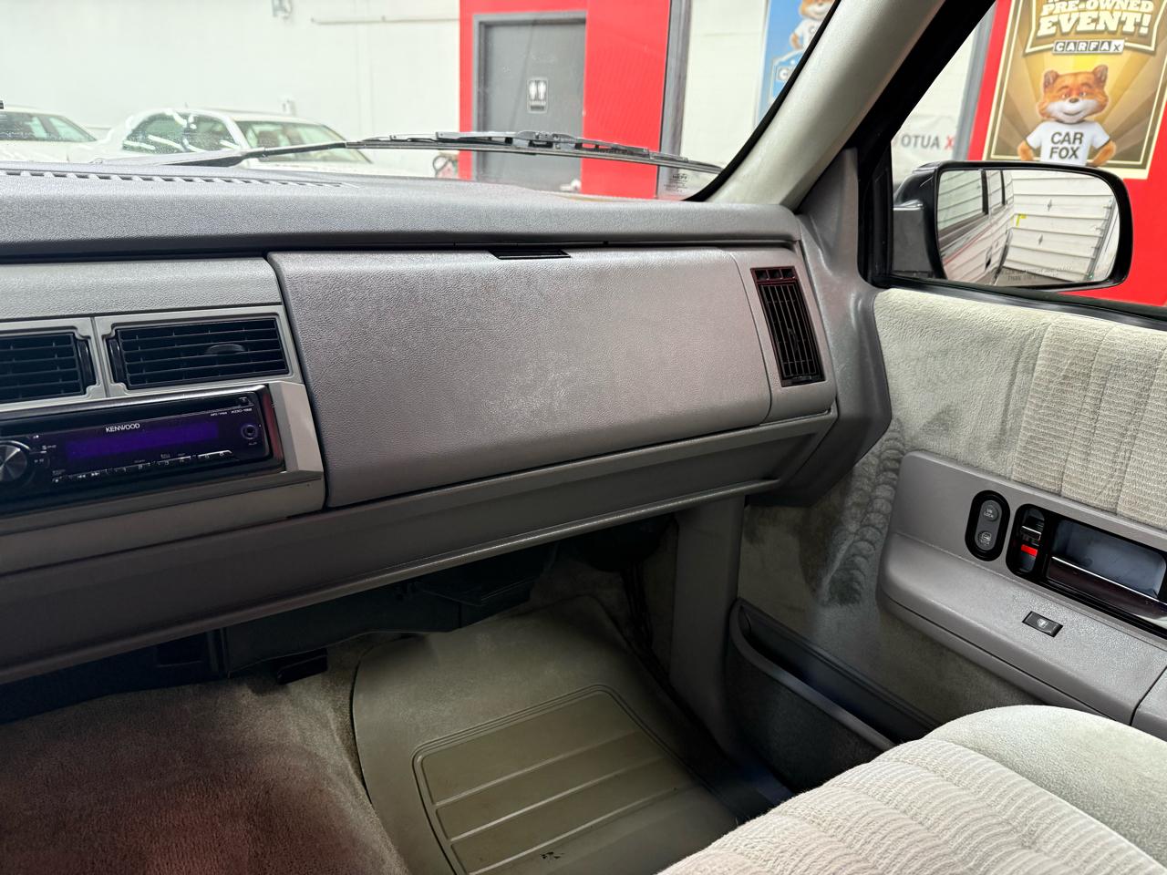 GMC Suburban K2500 SLE 1993