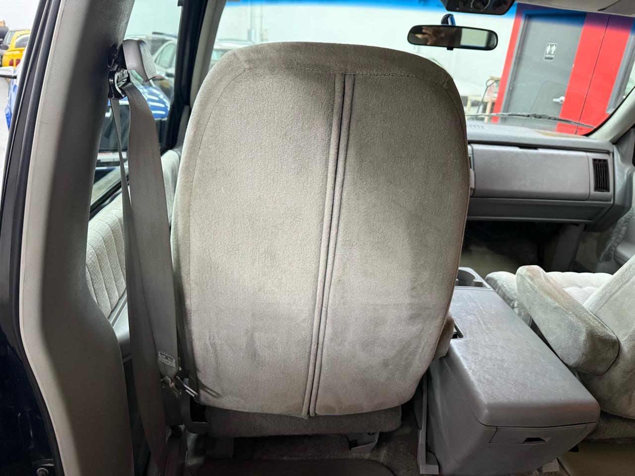 GMC Suburban K2500 SLE 1993