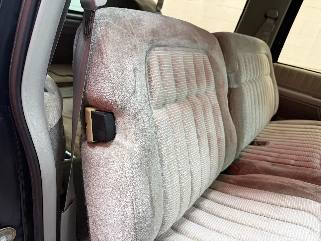 GMC Suburban K2500 SLE 1993