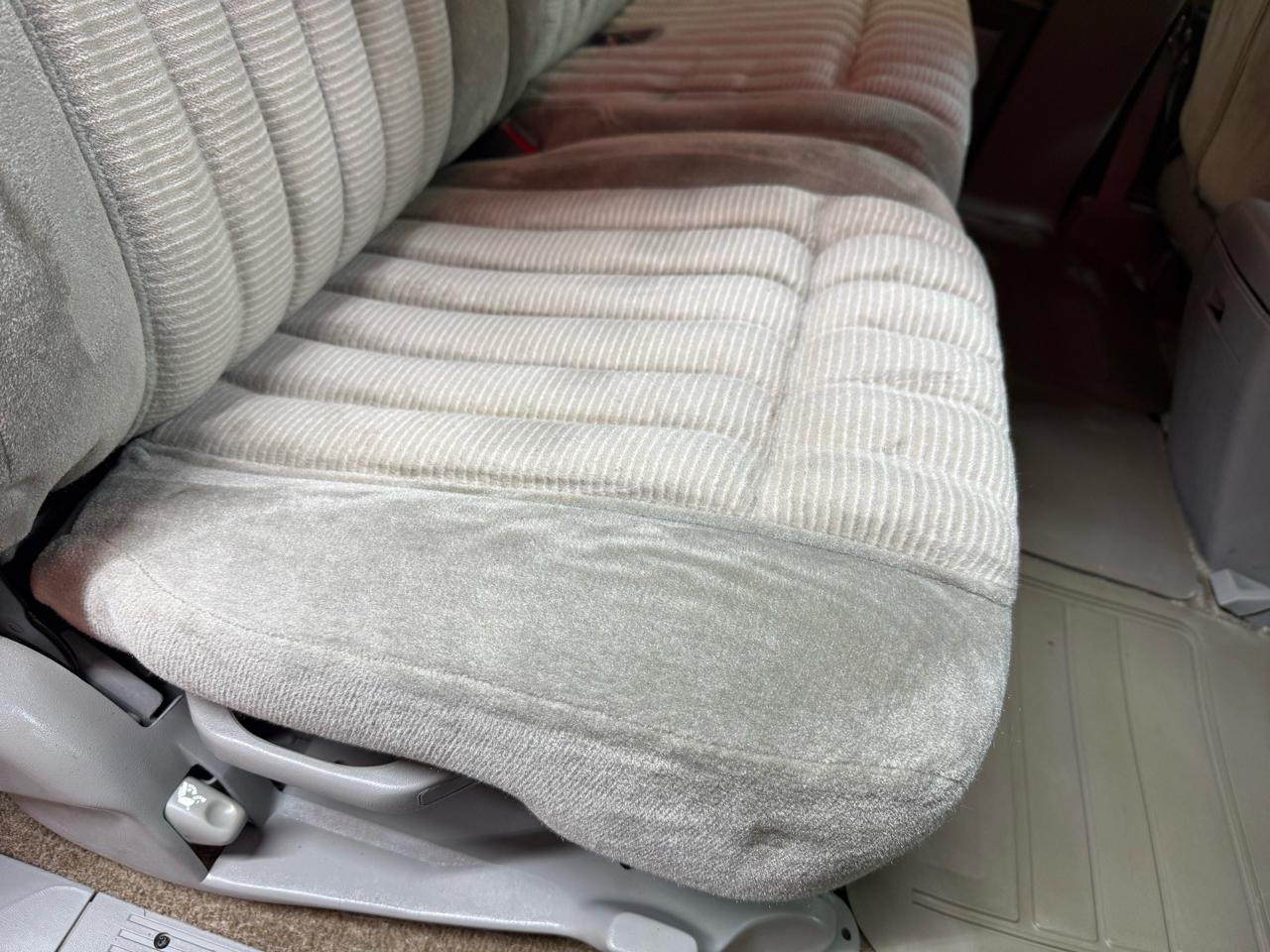 GMC Suburban K2500 SLE 1993