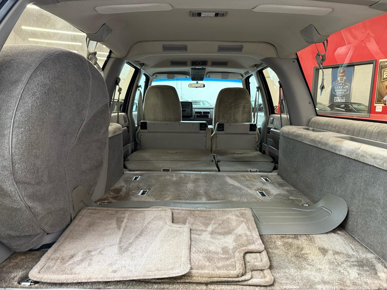 GMC Suburban K2500 SLE 1993