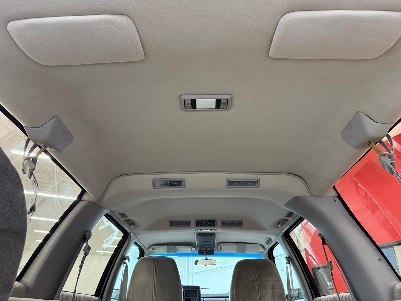 GMC Suburban K2500 SLE 1993