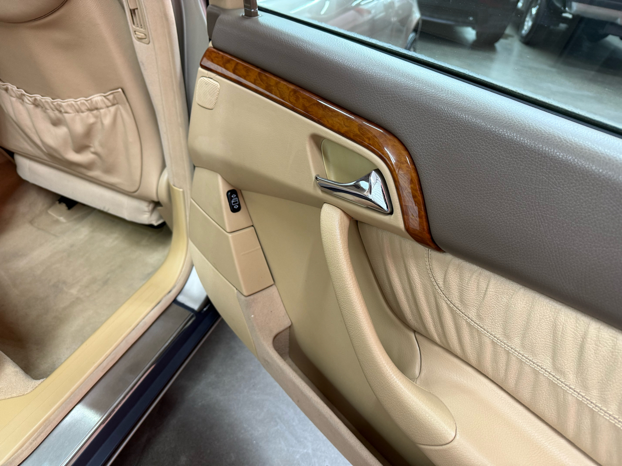 Mercedes-Benz S-Class S430 2000