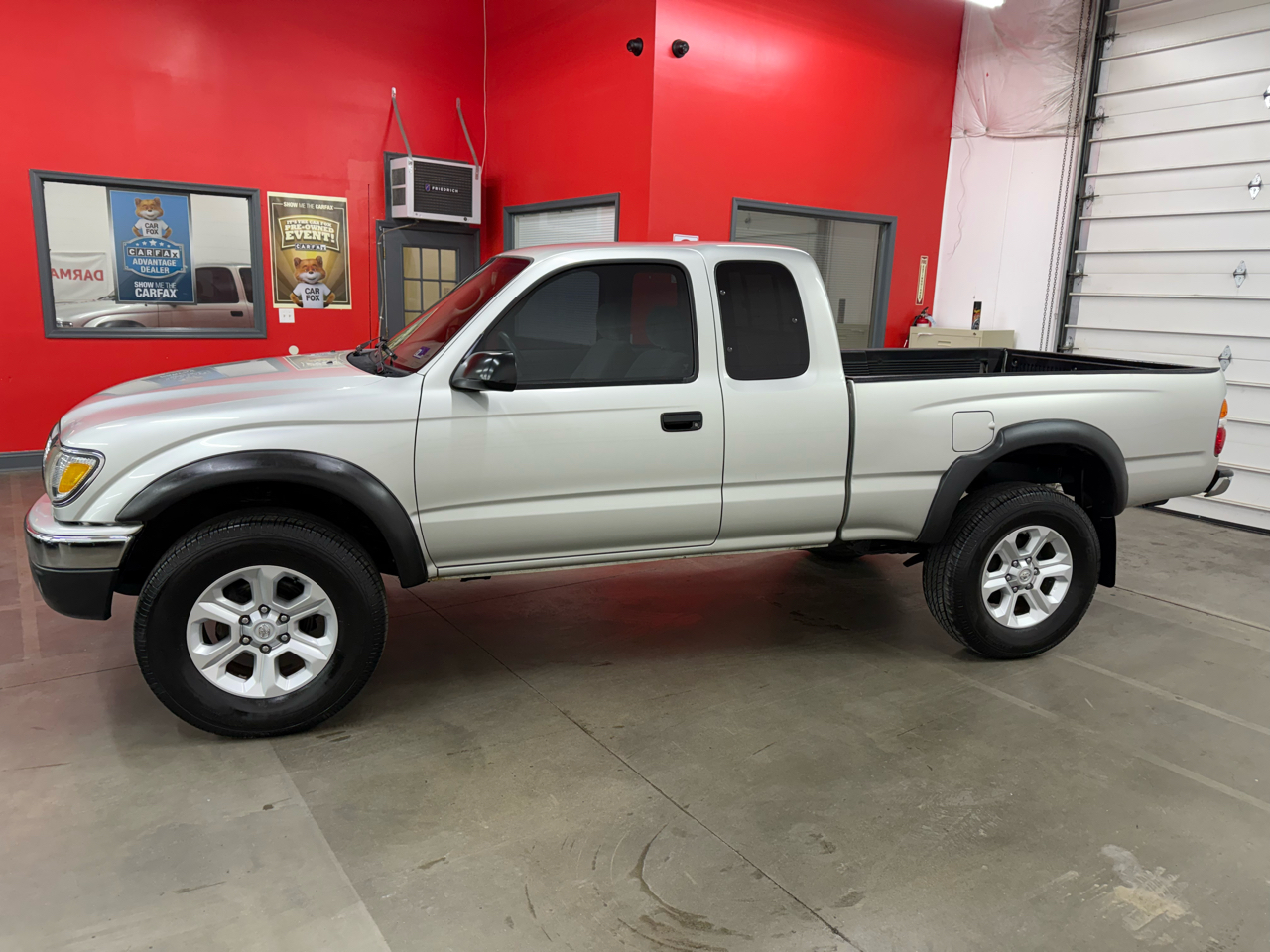 Toyota Tacoma SR5 Xtracab 4WD 2002