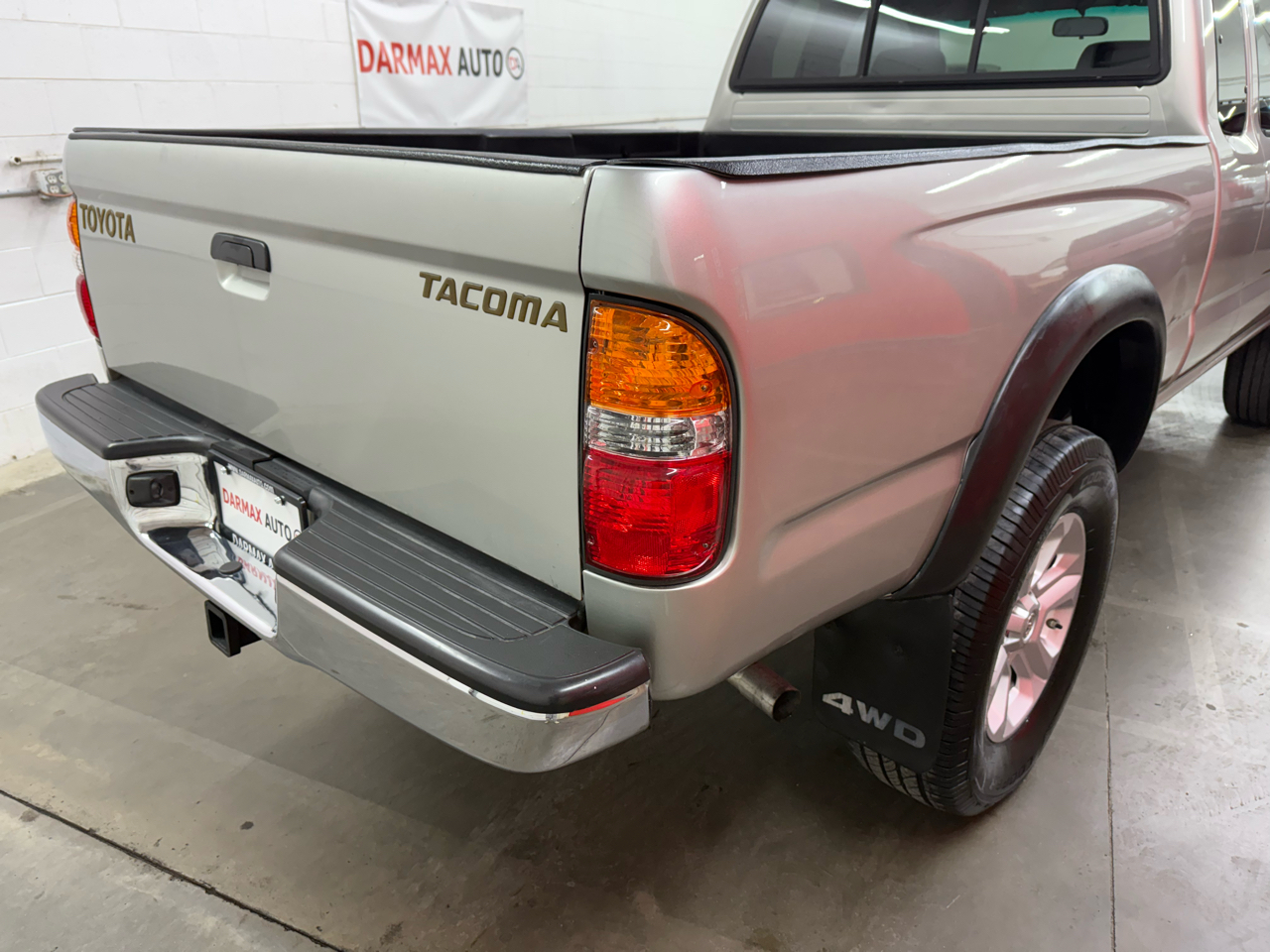 Toyota Tacoma SR5 Xtracab 4WD 2002