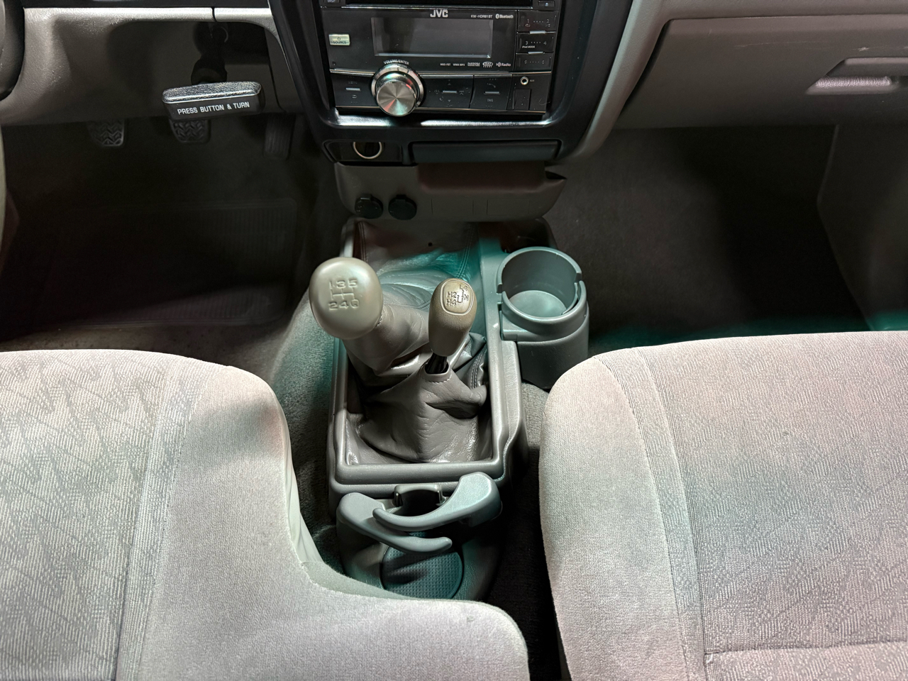 Toyota Tacoma SR5 Xtracab 4WD 2002