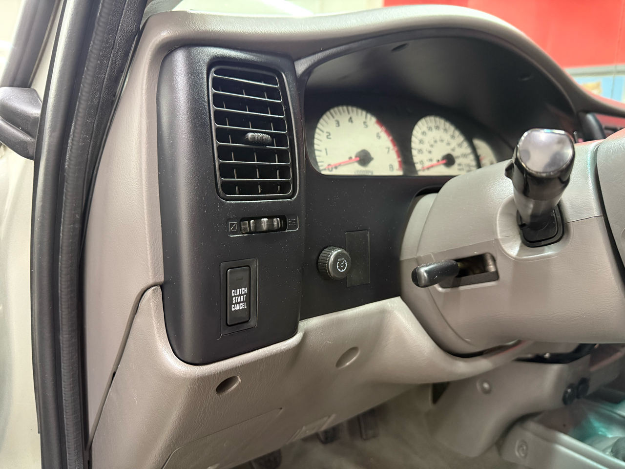 Toyota Tacoma SR5 Xtracab 4WD 2002